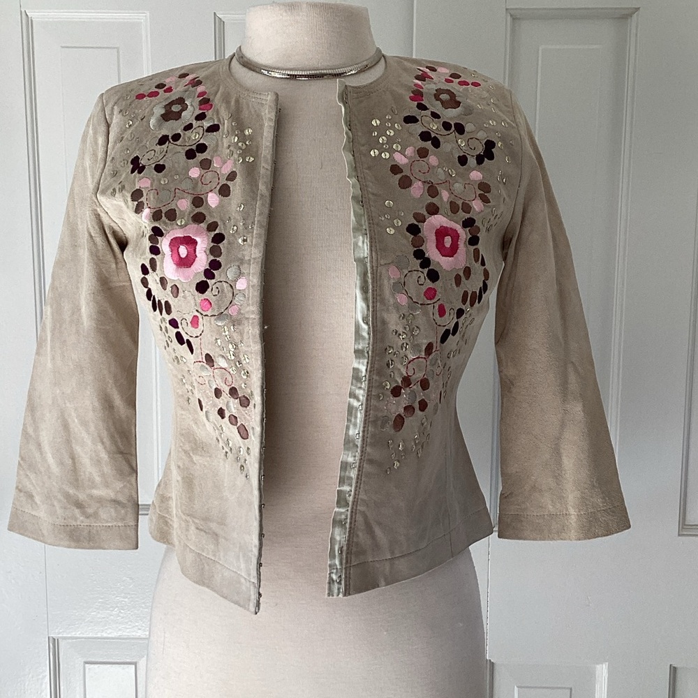 Newport News Beige Floral Embroidered Blazer